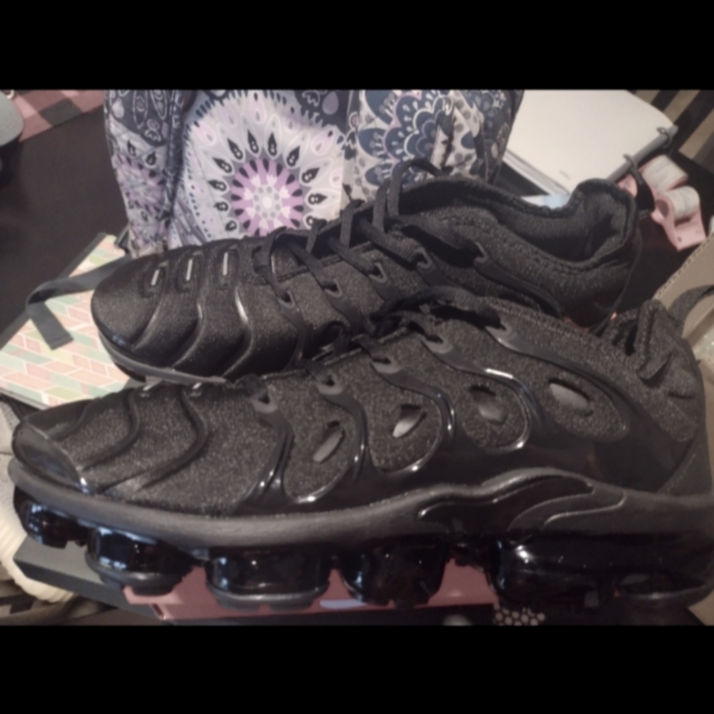 Nike Vapormax Plus Triple Black Size 11